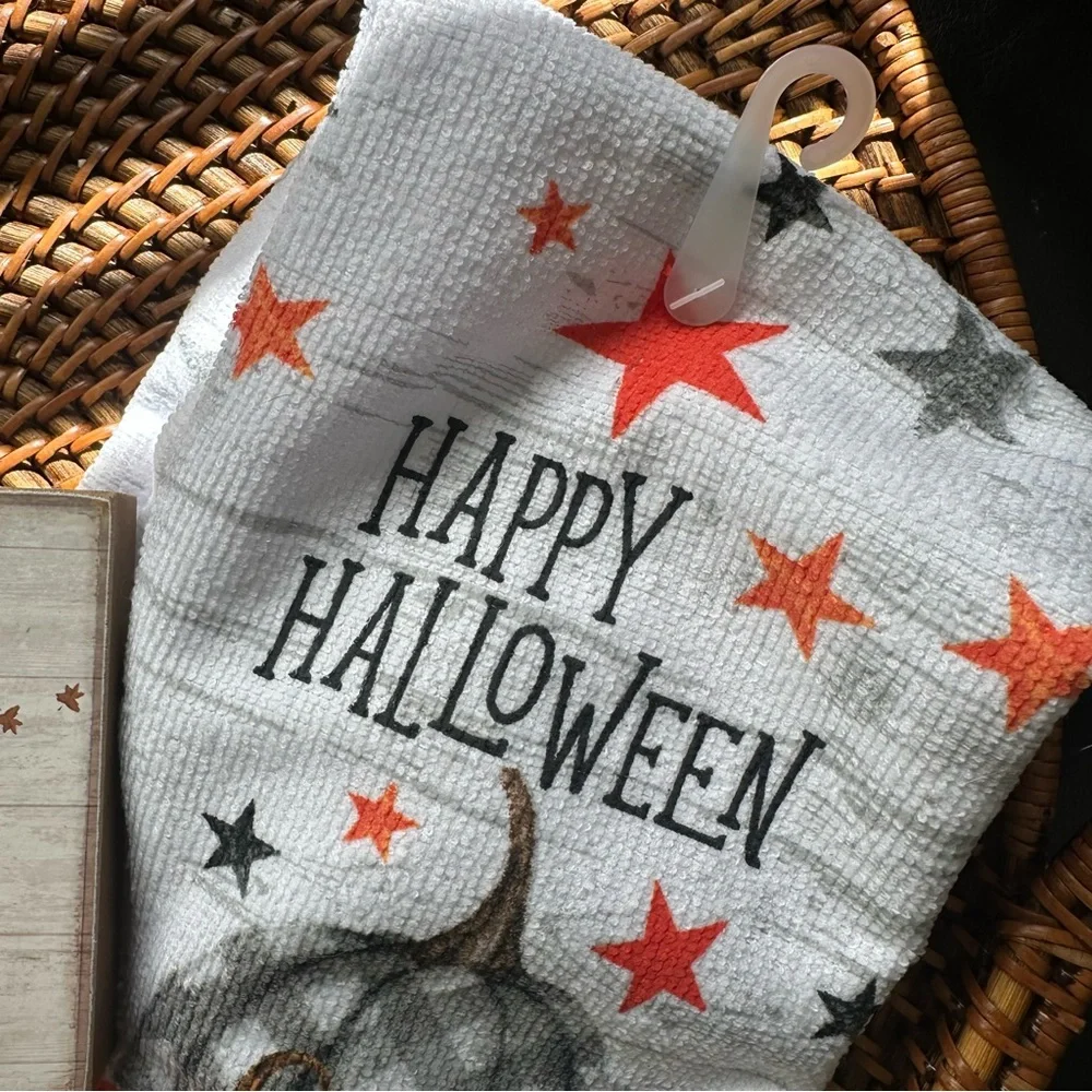Halloween The Boo Crew Chunky Truck Wooden Sign and Happy Halloween Towel Lot